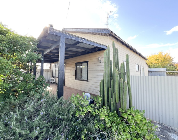 11 Mackrell Street, Ungarie NSW 2669