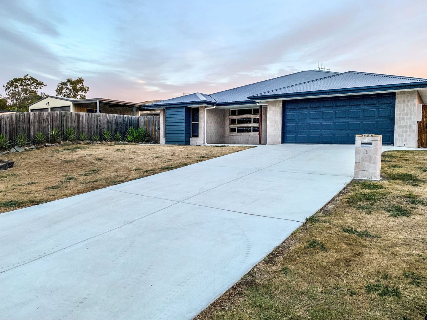 5 Mark Avenue, Toogoom QLD 4655, Image 1