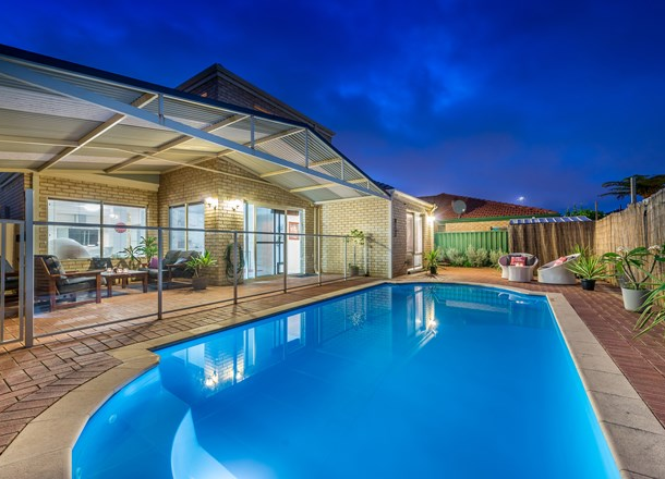 18 Allanson Retreat, Gwelup WA 6018