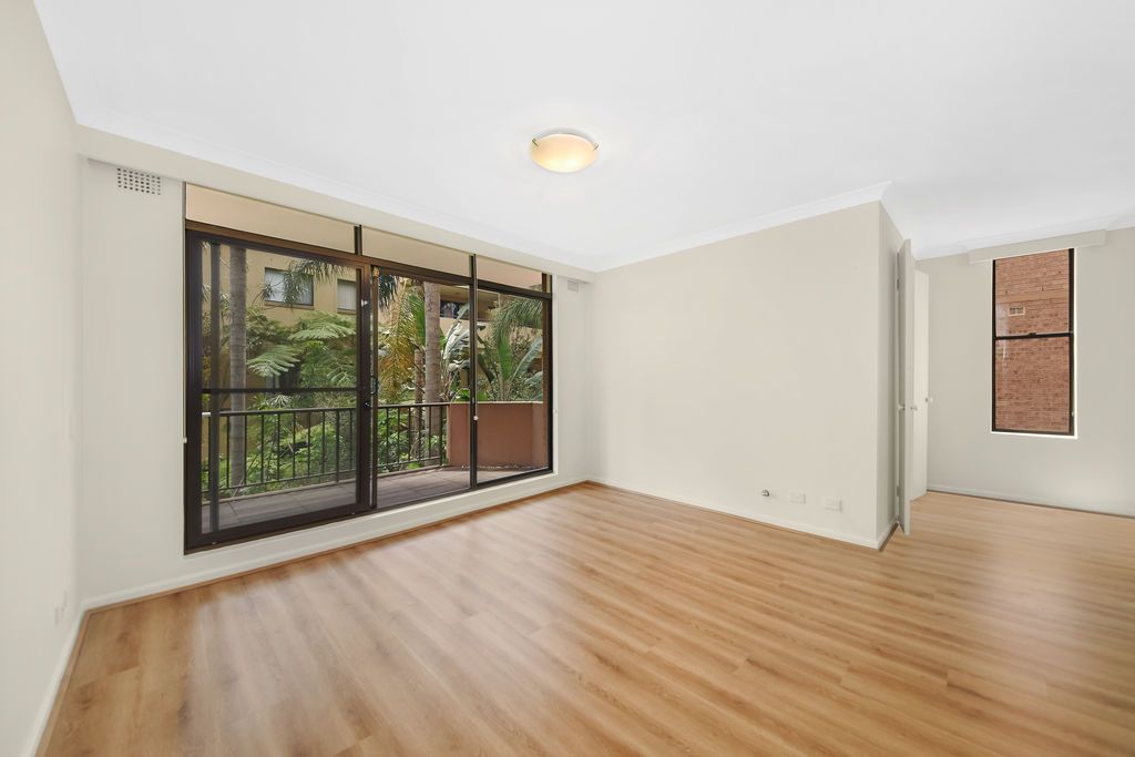 2 bedrooms Apartment / Unit / Flat in 203/131 Spencer Road CREMORNE NSW, 2090