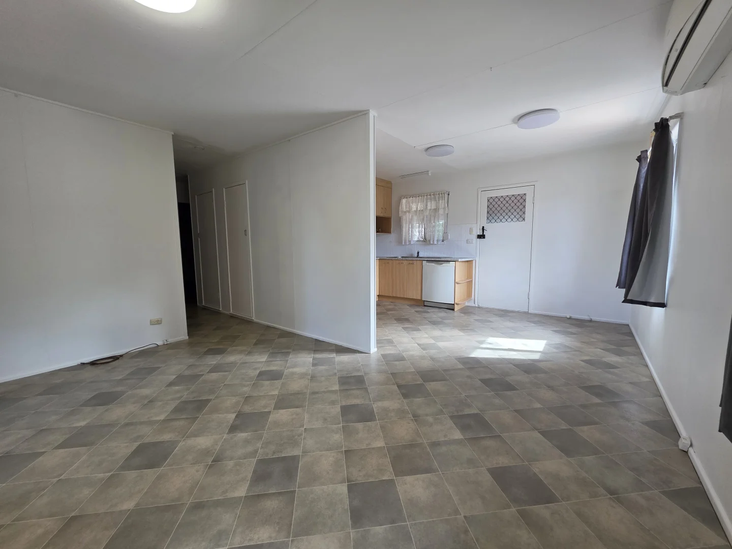 Additional image 3 of 28 Quentin Street, Capalaba QLD 4157