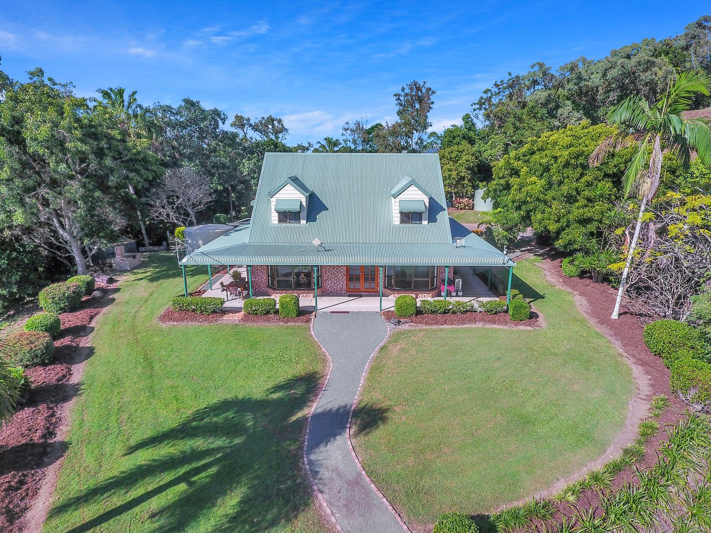 39 Burnell Drive, Alligator Creek Property History & Address Research