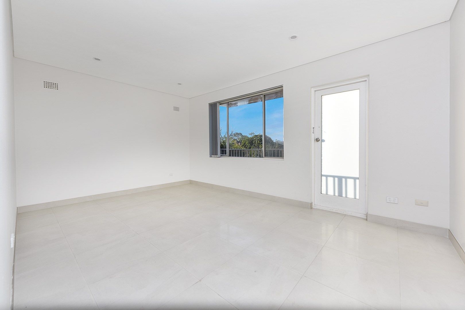 2 bedrooms Apartment / Unit / Flat in 1/7 Hampstead Road HOMEBUSH WEST NSW, 2140