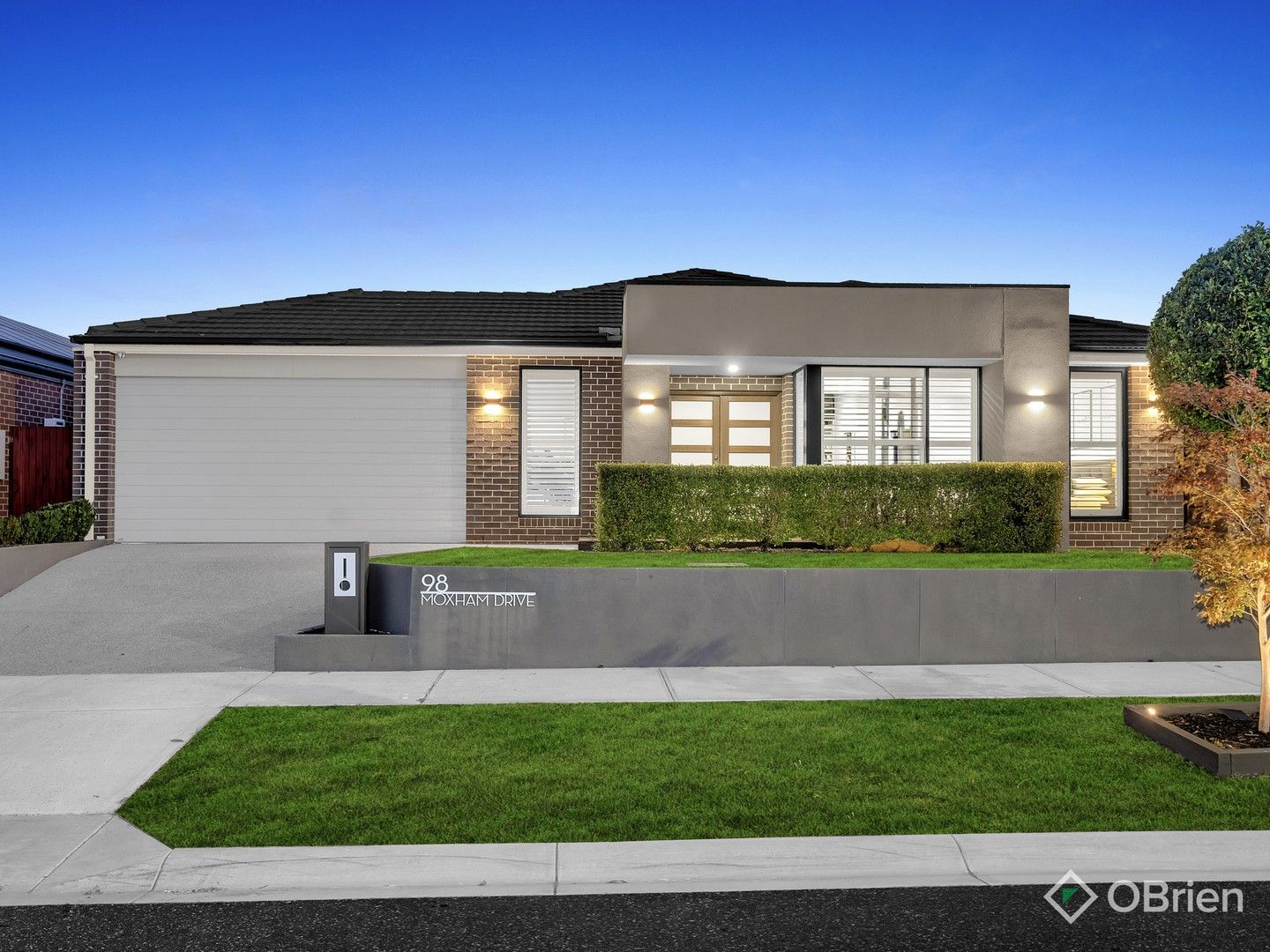 98 Moxham Drive, Clyde North VIC 3978, Image 0