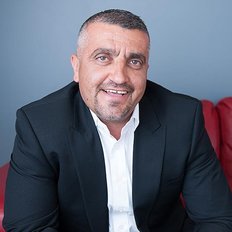 Wael Elmir, Sales representative