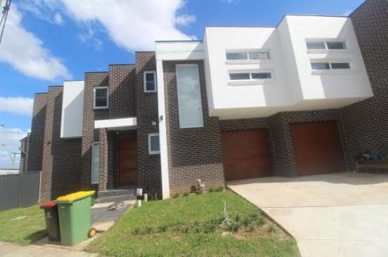 3 bedrooms House in 94 MIOWERA STREET CHESTER HILL NSW, 2162