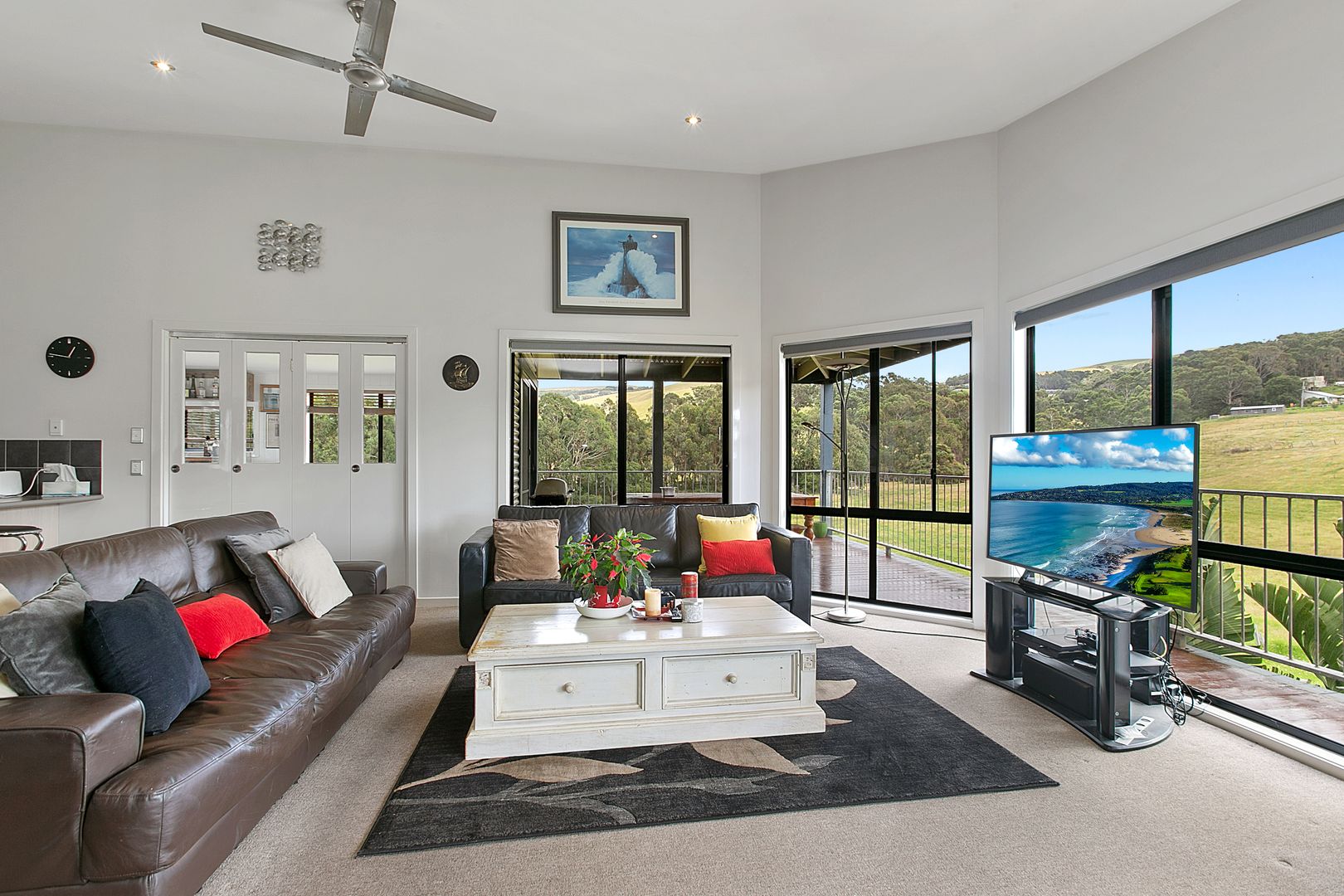 17 Park Avenue, Apollo Bay VIC 3233, Image 1