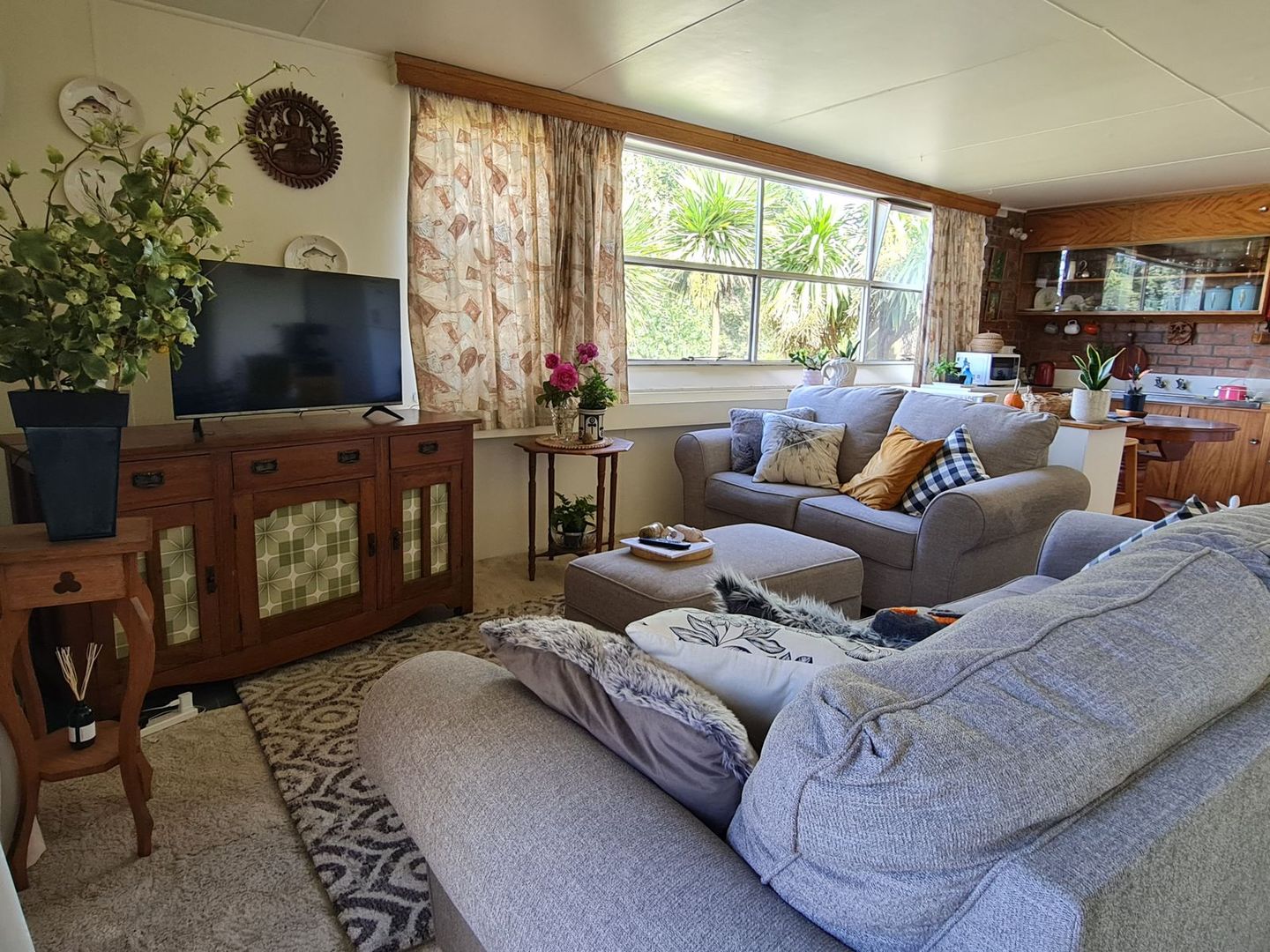 Flat 14A Emu Bay Rd, Deloraine TAS 7304 Apartment For Rent Domain