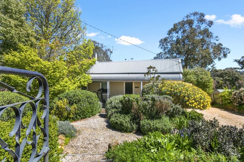 40 Main Road, Hepburn Springs VIC 3461, Image 1