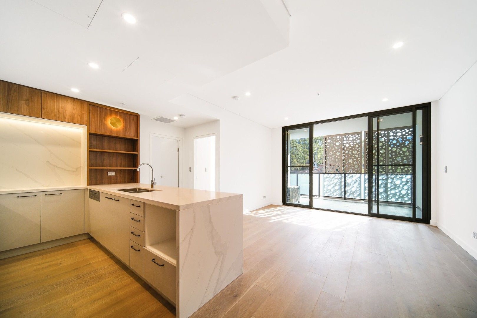 2 bedrooms Apartment / Unit / Flat in 9 Peach Tree Rd MACQUARIE PARK NSW, 2113