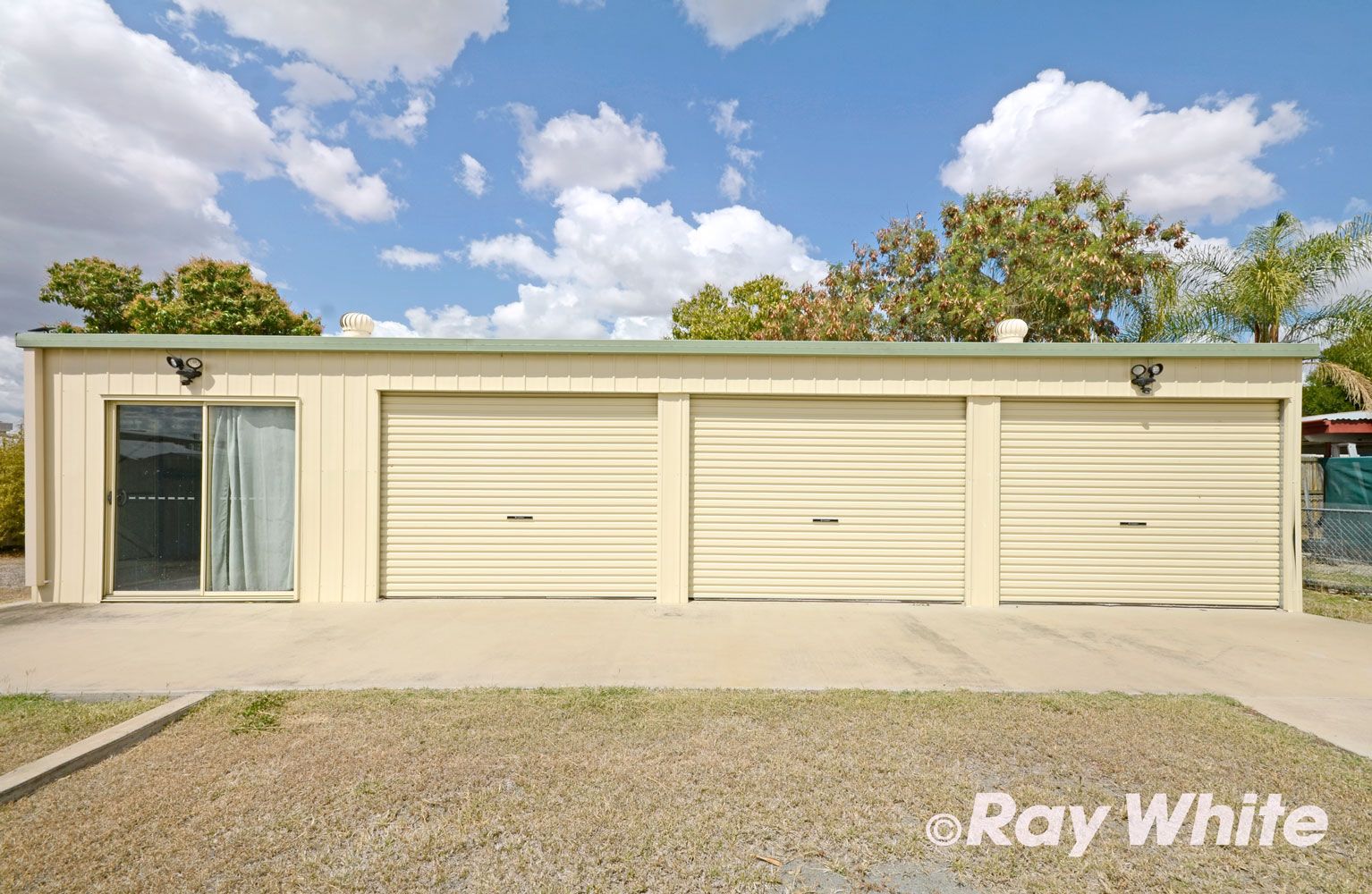 2 Manton Street, Biloela QLD 4715