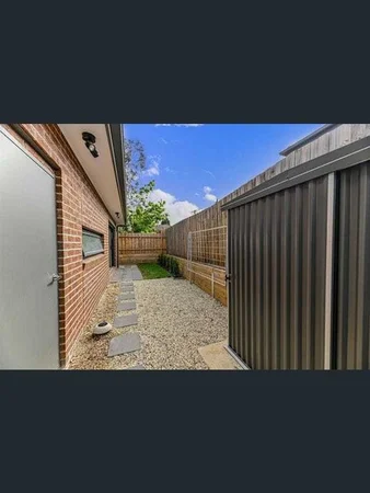 Additional image 17 of 1/51 Erskine Road, Macleod VIC 3085