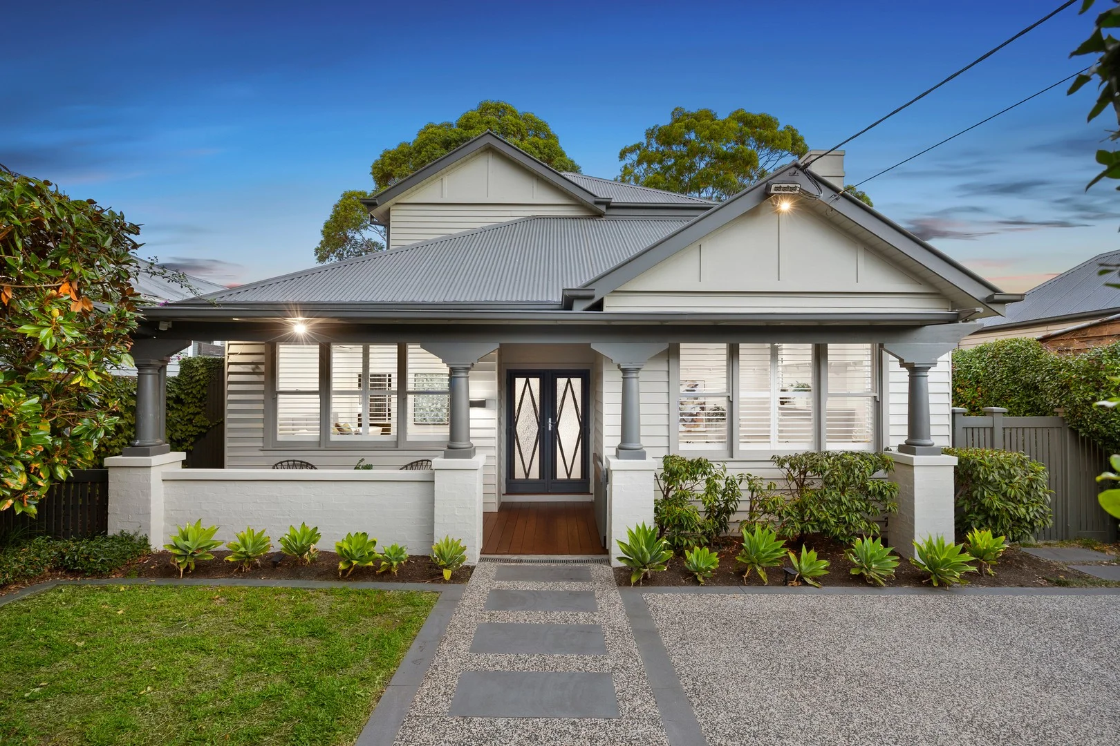 Primary image of 18 Retreat Road, Hampton VIC 3188