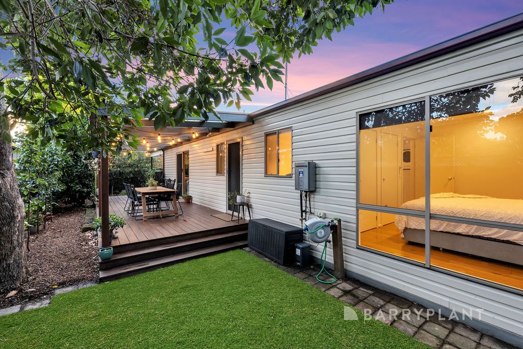 30A Leigh Road, Croydon VIC 3136, Image 0