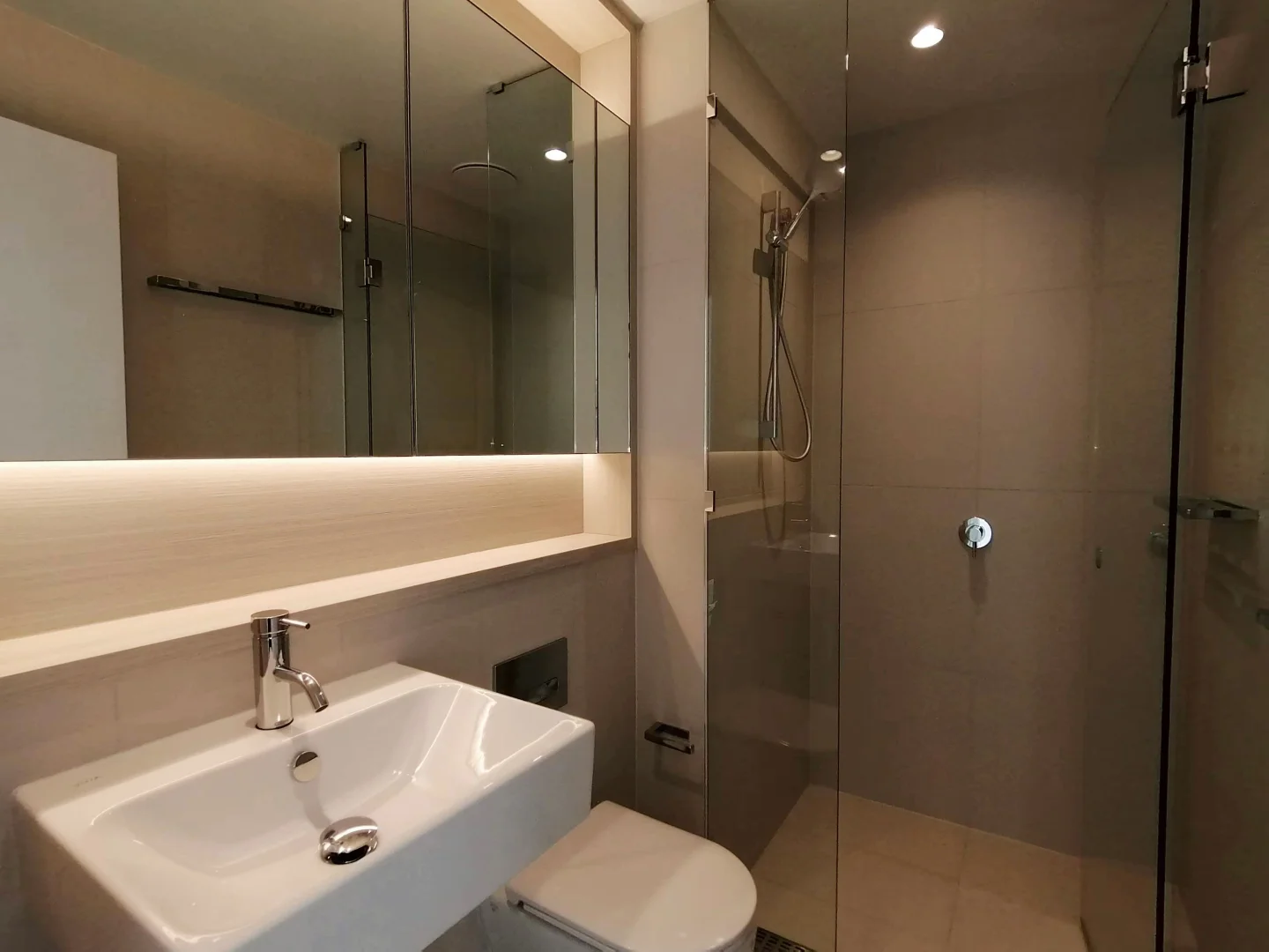 Additional image 7 of 3911/628 Flinders Street, Docklands VIC 3008