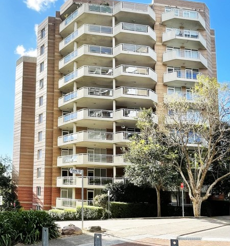 61/2 Pound Road, Hornsby NSW 2077