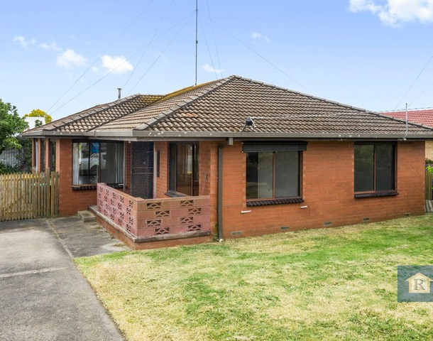 6 Ross Street, Colac VIC 3250