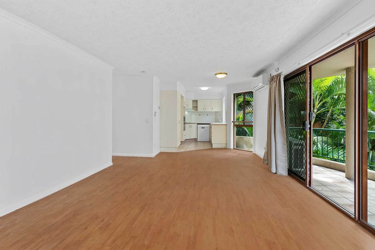 Additional image 7 of 4/1 Burrabee Street, Burleigh Heads QLD 4220