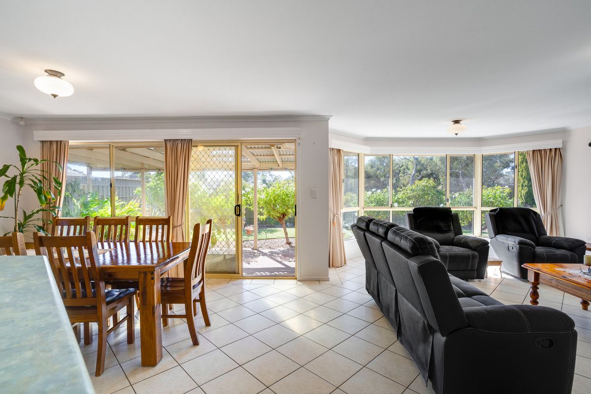 7 Earl Court, Andrews Farm SA 5114, Image 1