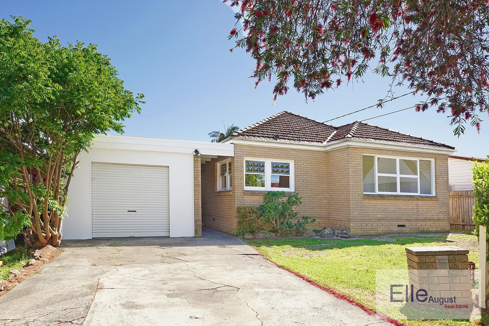 53 Fullerton Crescent, Riverwood NSW 2210