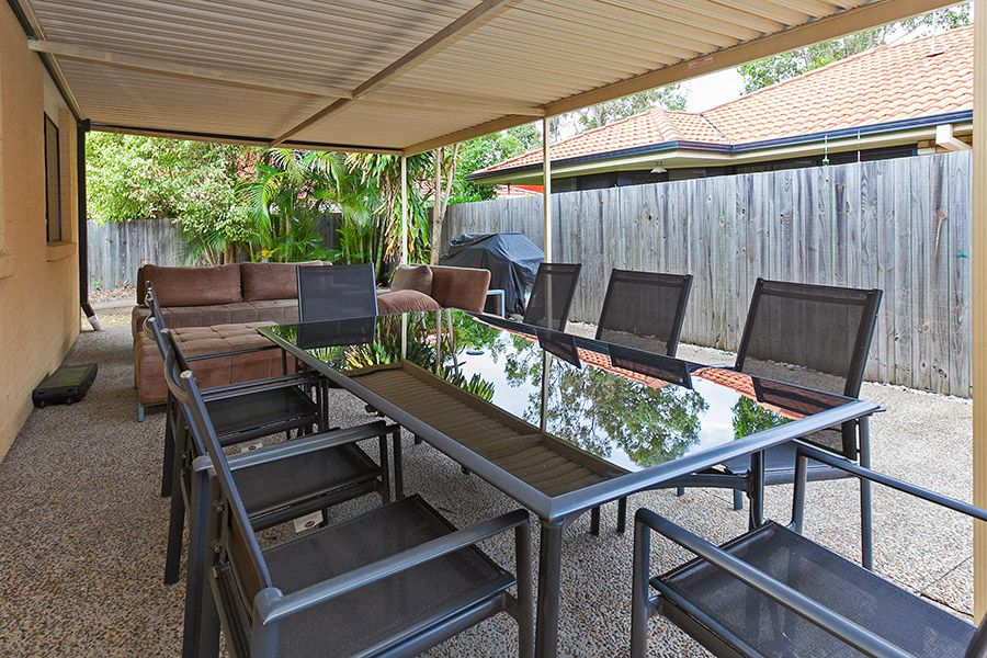 4 bedrooms House in 5 Tolmer Crescent FOREST LAKE QLD, 4078