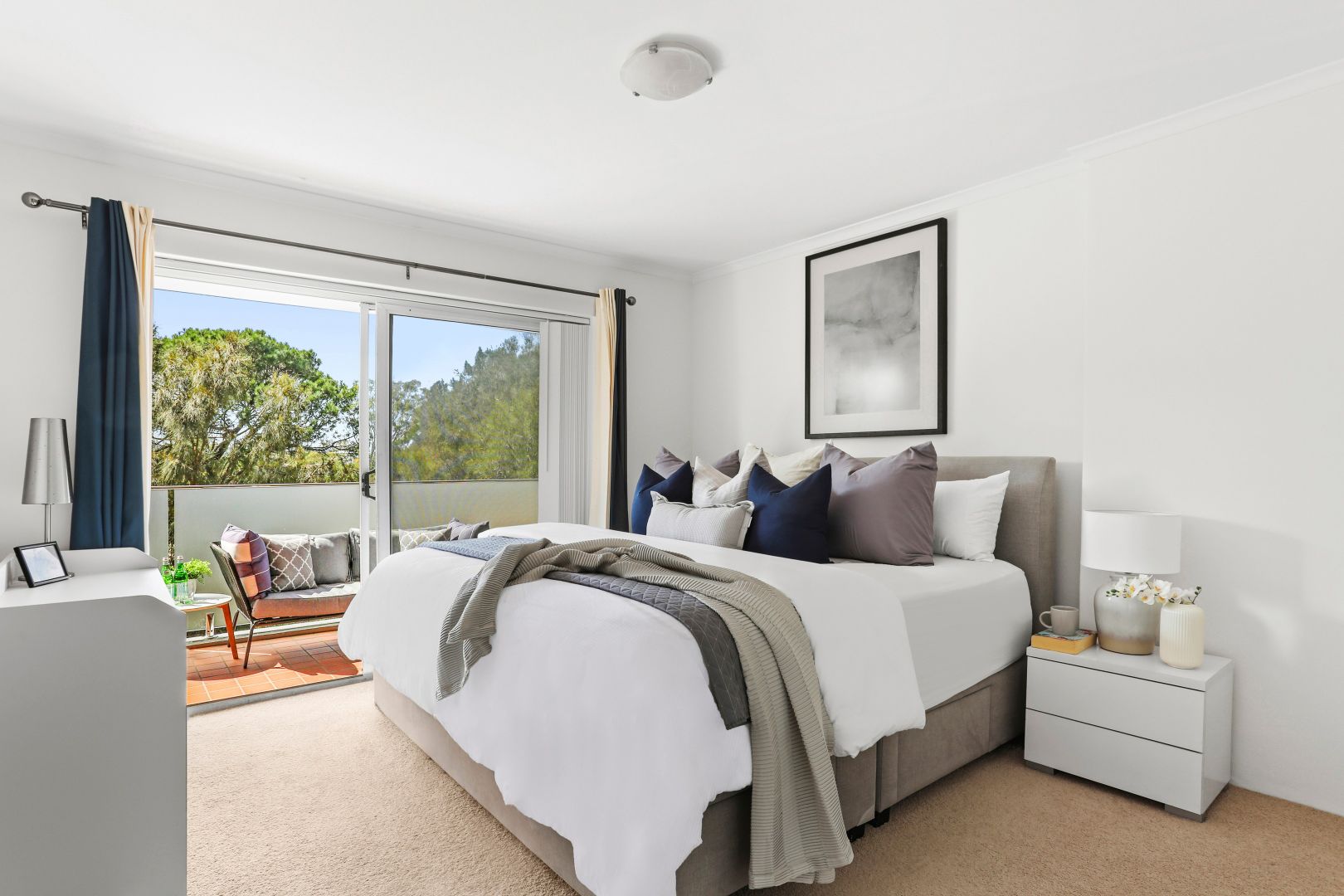 305/1-7 Gloucester Place, Kensington NSW 2033, Image 2