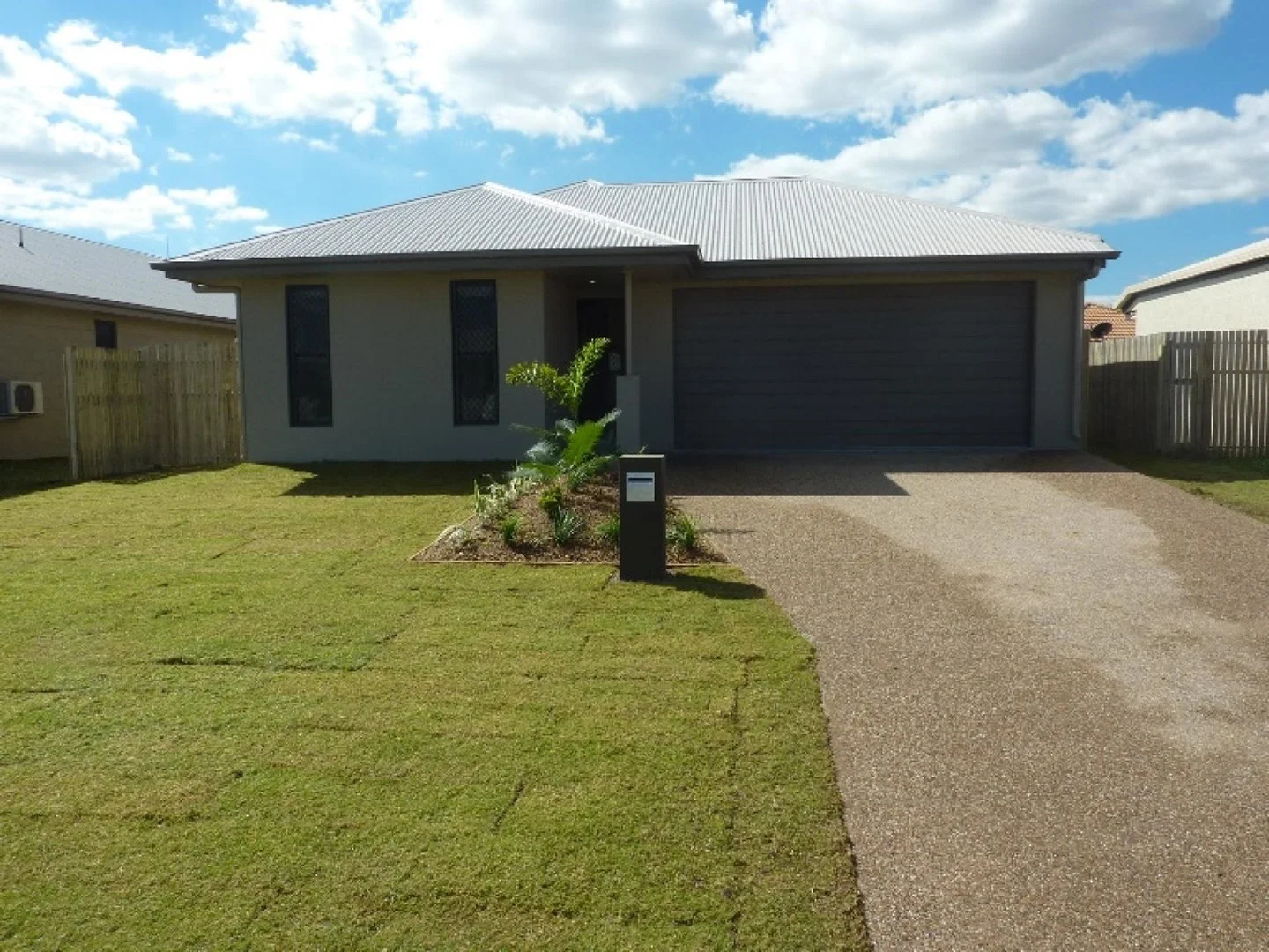 8 Benedore Street, Rasmussen QLD 4815