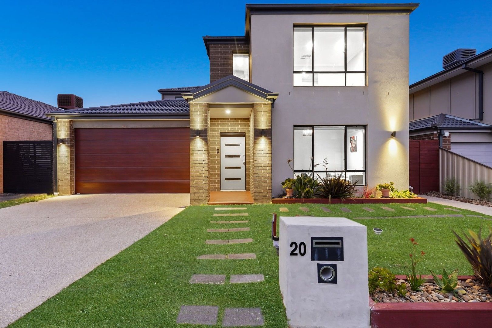 4 bedrooms House in 20 Snowdrop Drive KEYSBOROUGH VIC, 3173
