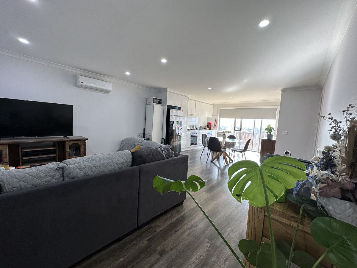 4/156 Holts Lane, Bacchus Marsh VIC 3340 Apartment For Rent Domain