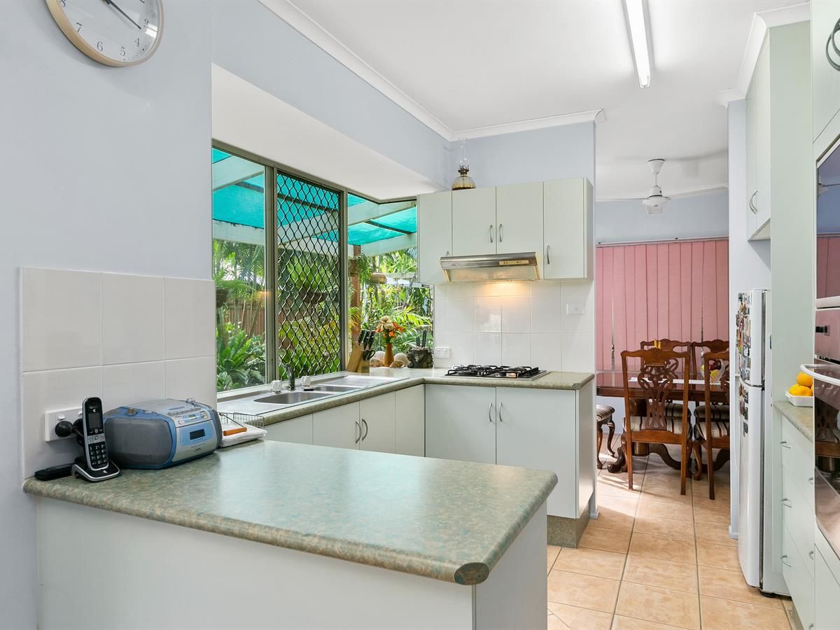 70 Wistaria Street, Holloways Beach QLD 4878, Image 1