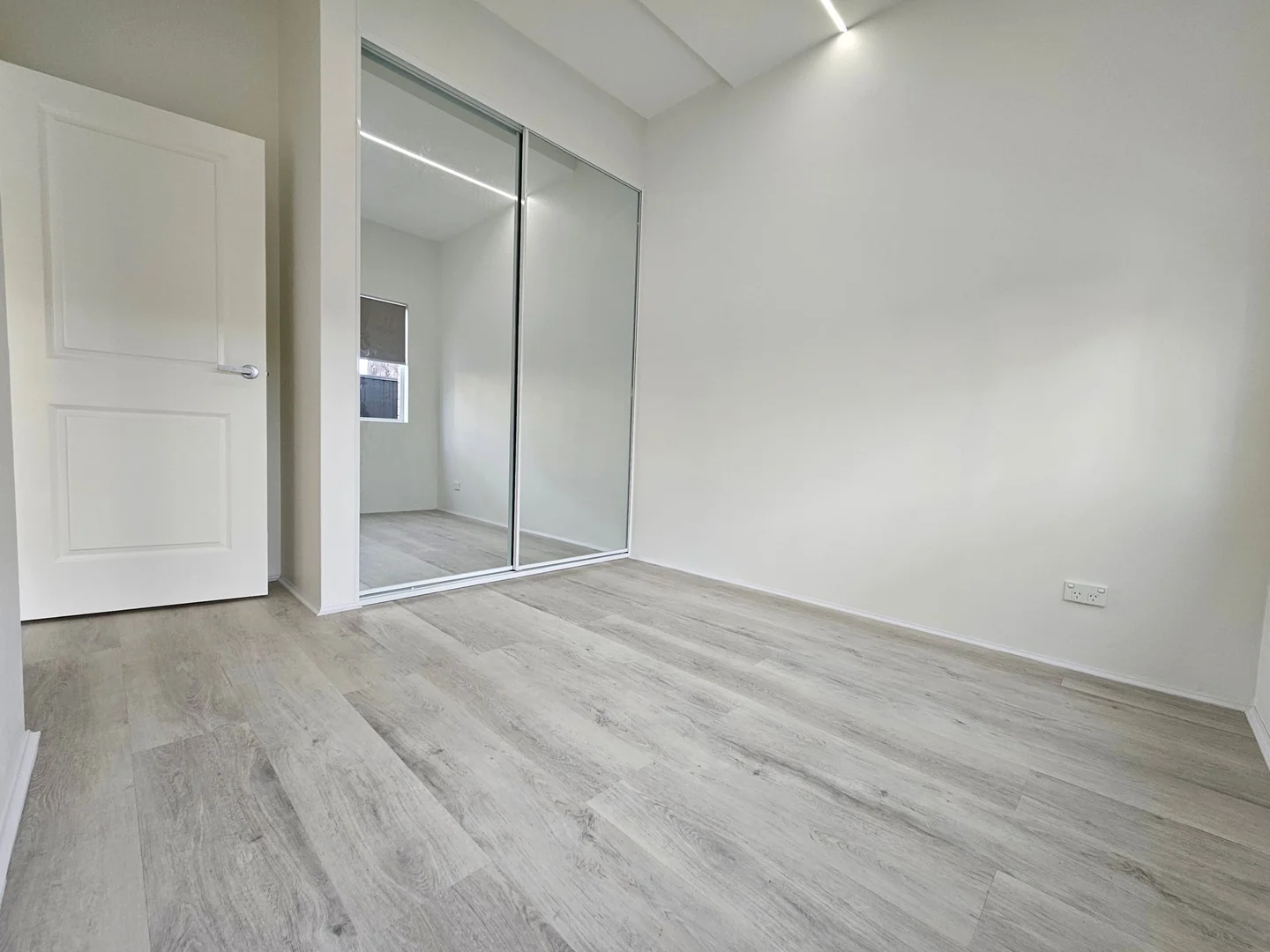 Additional image 3 of 68 Brushwood Drive, Alfords Point NSW 2234