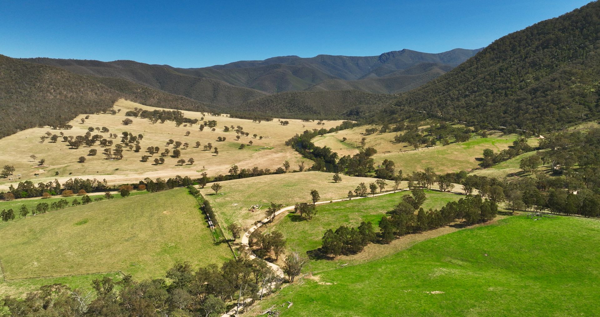 3 Wonnangatta Road, Dargo VIC 3862 House for Sale 229,000