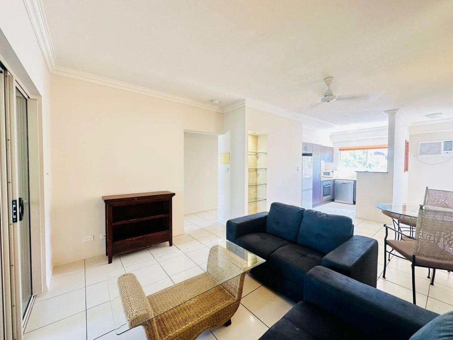 Additional image 10 of ID:21173547/29-33 Springfield Crescent, Manoora QLD 4870