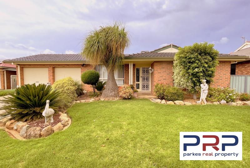 4 Cobden Place, Parkes NSW 2870, Image 0