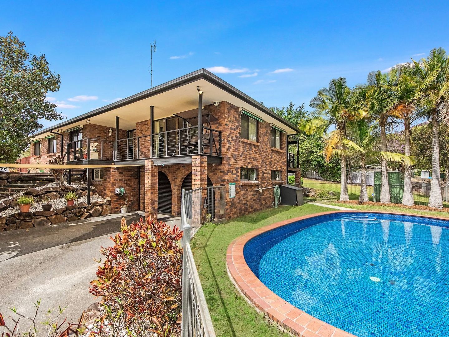 25 Glenview Road, Upper Coomera Property History & Address Research