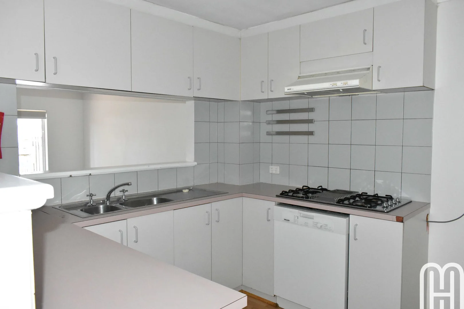 Additional image 8 of 3/26 Scarborough Beach Road, Scarborough WA 6019