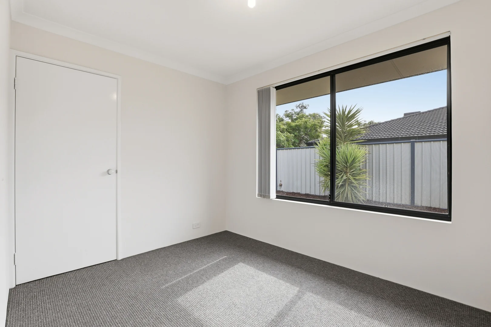 Additional image 16 of 2 Grandmere Parade, Meadow Springs WA 6210