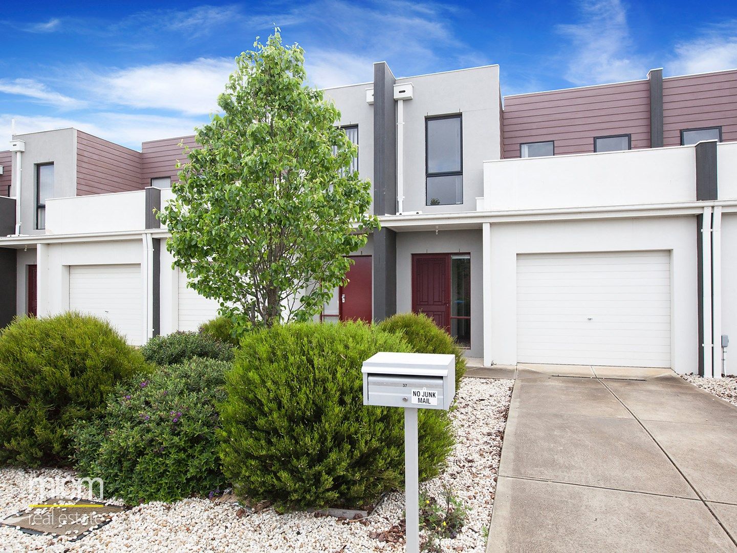 37/39 Astley Crescent, Point Cook VIC 3030, Image 0
