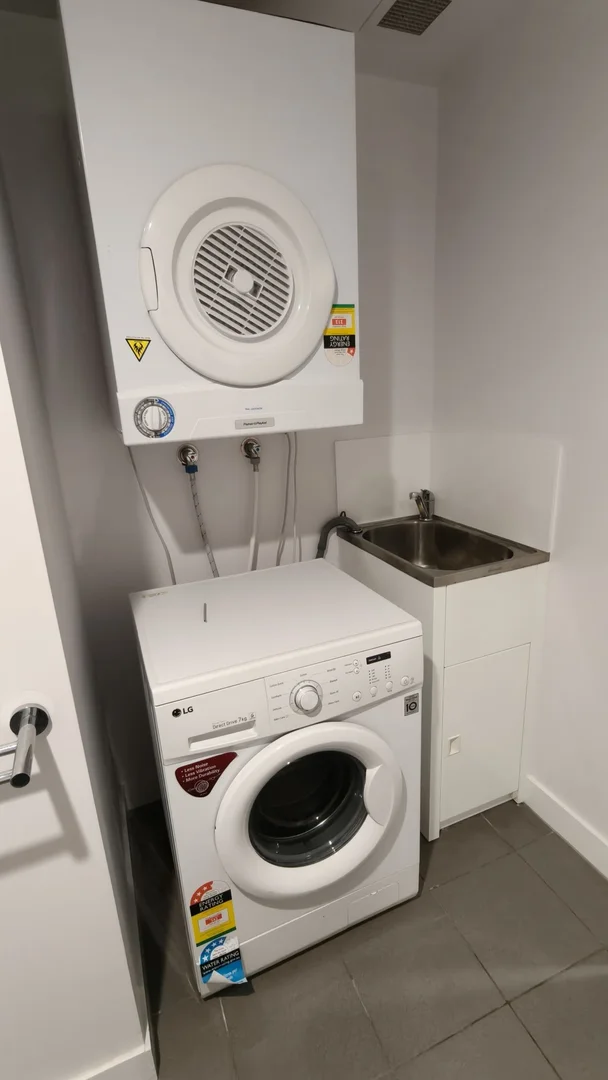 Additional image 10 of 1B, 25-29 Regent street, Woolloongabba QLD 4102