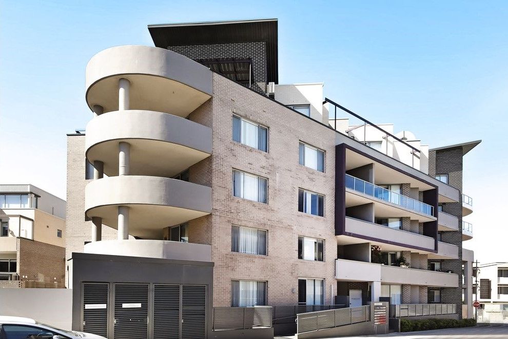 2 bedrooms Apartment / Unit / Flat in L204/81-86 Courallie Avenue HOMEBUSH WEST NSW, 2140
