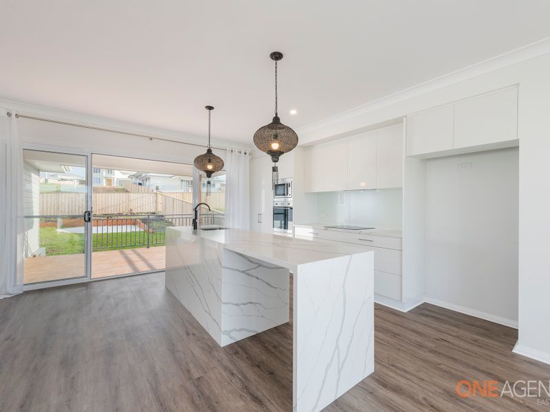 64 Surfside Drive, Catherine Hill Bay NSW 2281, Image 2