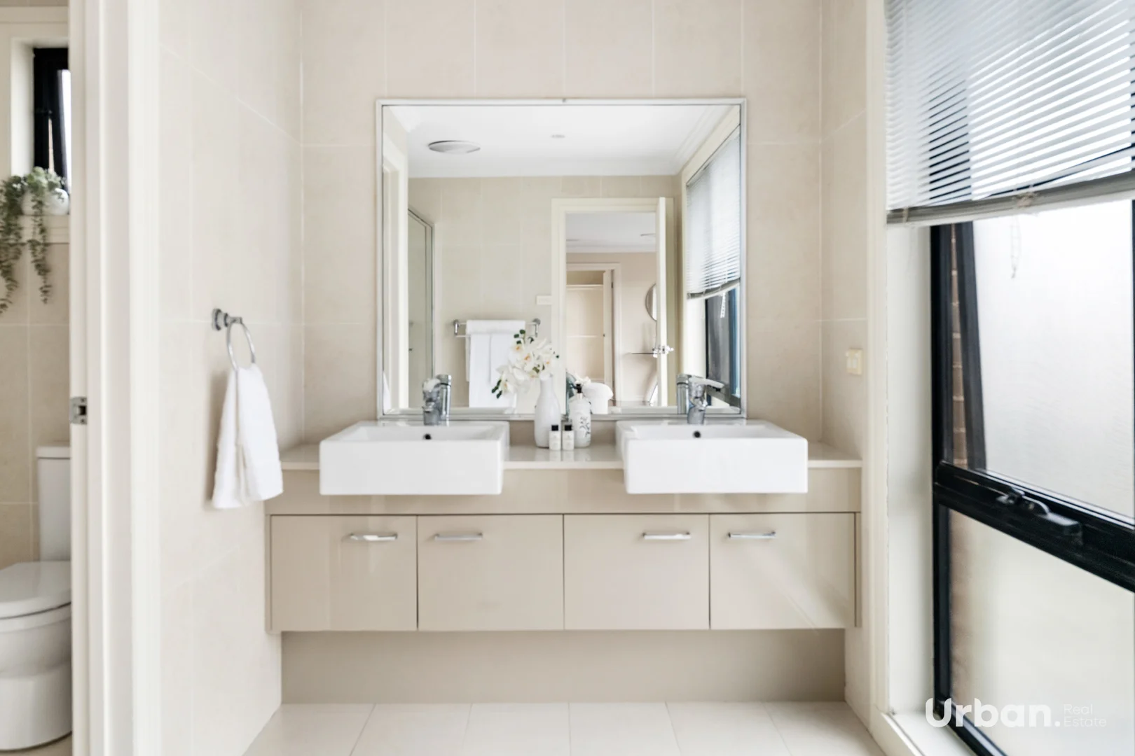 Additional image 11 of 36 Mountainview Avenue, Glen Alpine NSW 2560