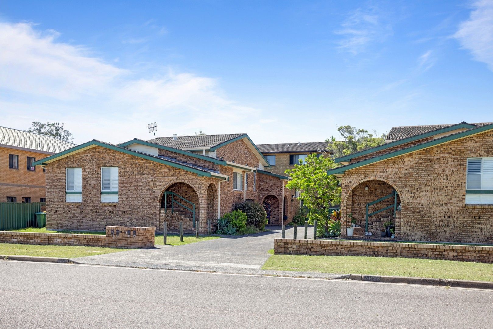 2 bedrooms House in 1/24-26 Coogee Avenue THE ENTRANCE NORTH NSW, 2261