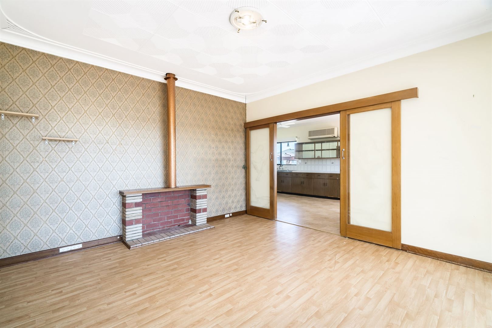 25 Hamilton Road, Hamilton Hill WA 6163 - House For Rent - $680 | Domain