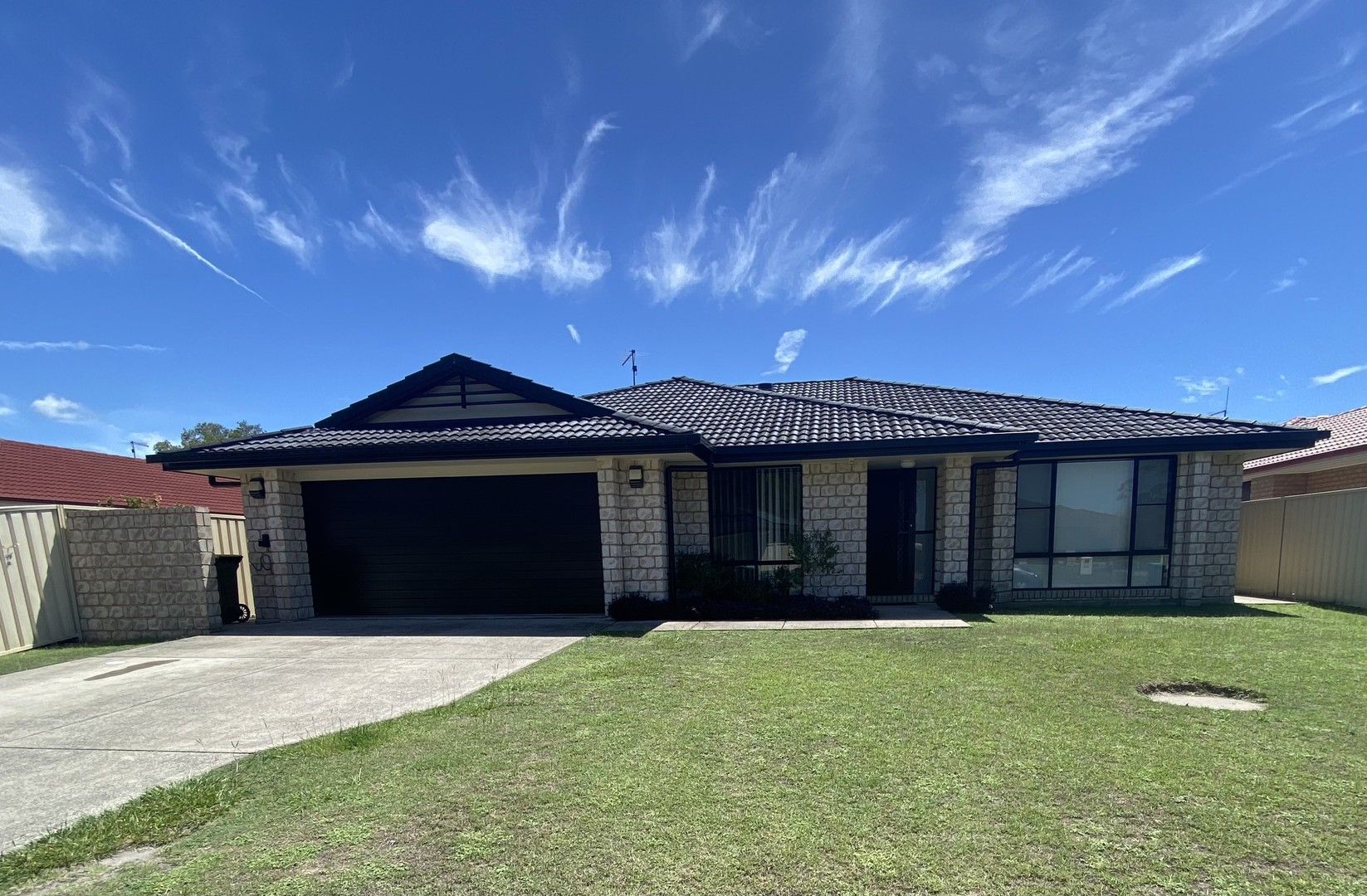 4 bedrooms House in 37 O'gradys Lane YAMBA NSW, 2464