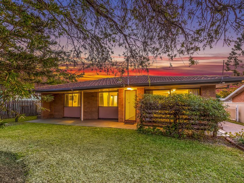 3 bedrooms House in 4 Maroochy Crescent BEENLEIGH QLD, 4207