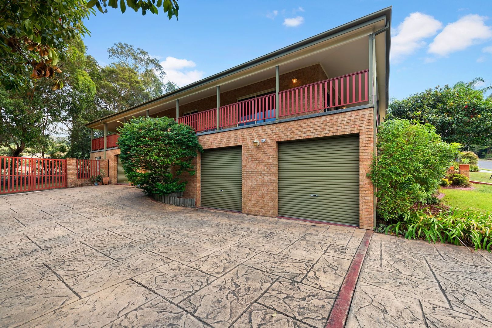 15 Gosforth Grove, Lakelands NSW 2282 | Domain