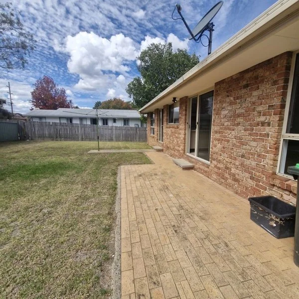Additional image 10 of 3/85 Queen Elizabeth Drive, Armidale NSW 2350