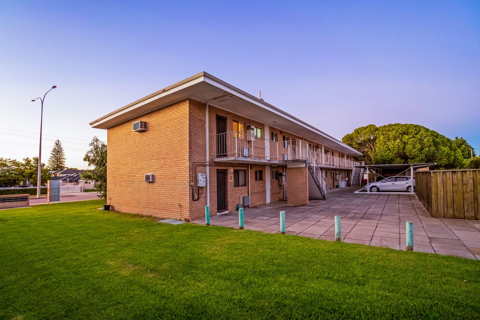 12/1012 Walter Road West, Inglewood WA 6052 Domain