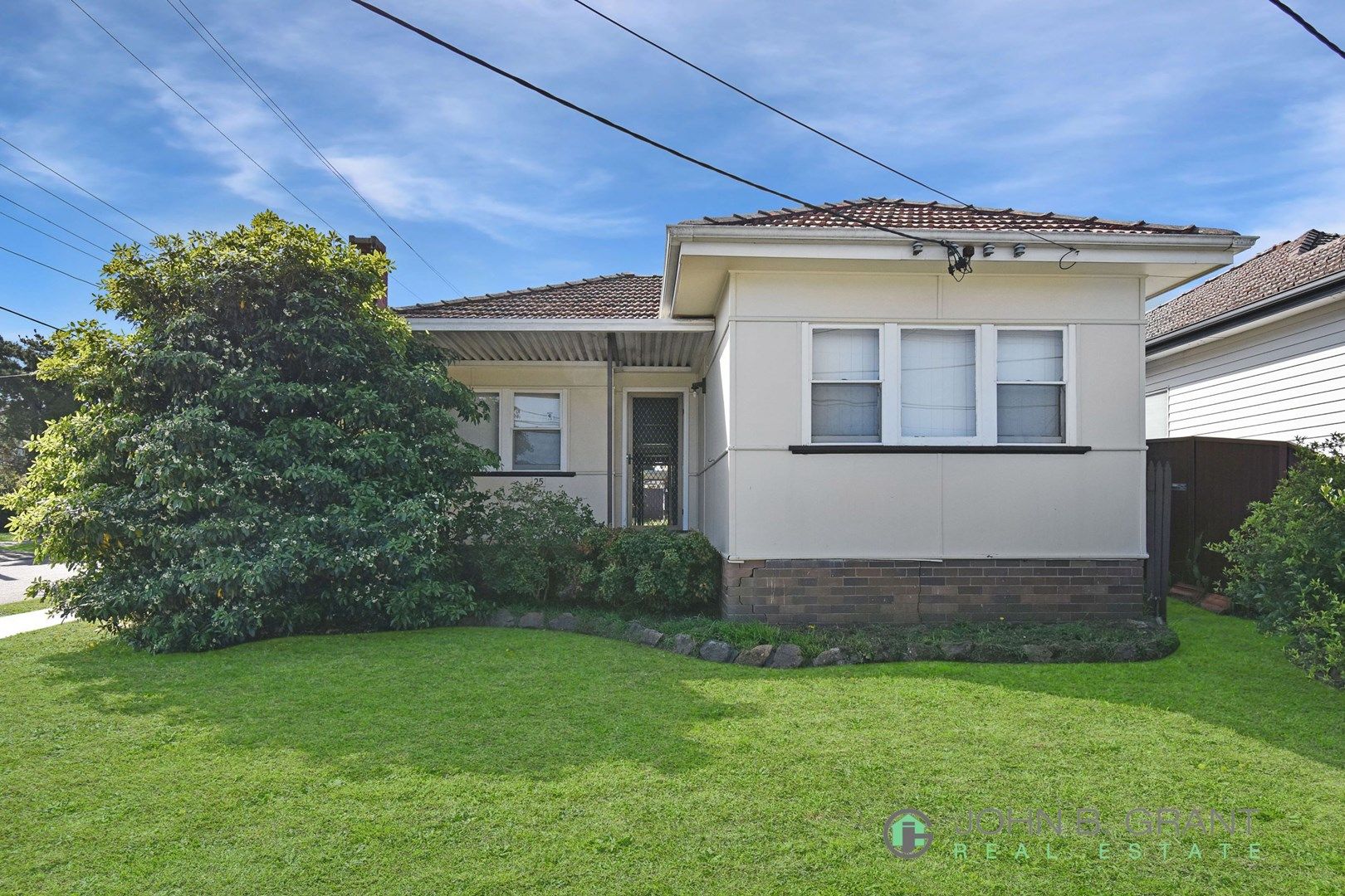 3 bedrooms House in 25 Davidson Road GUILDFORD NSW, 2161